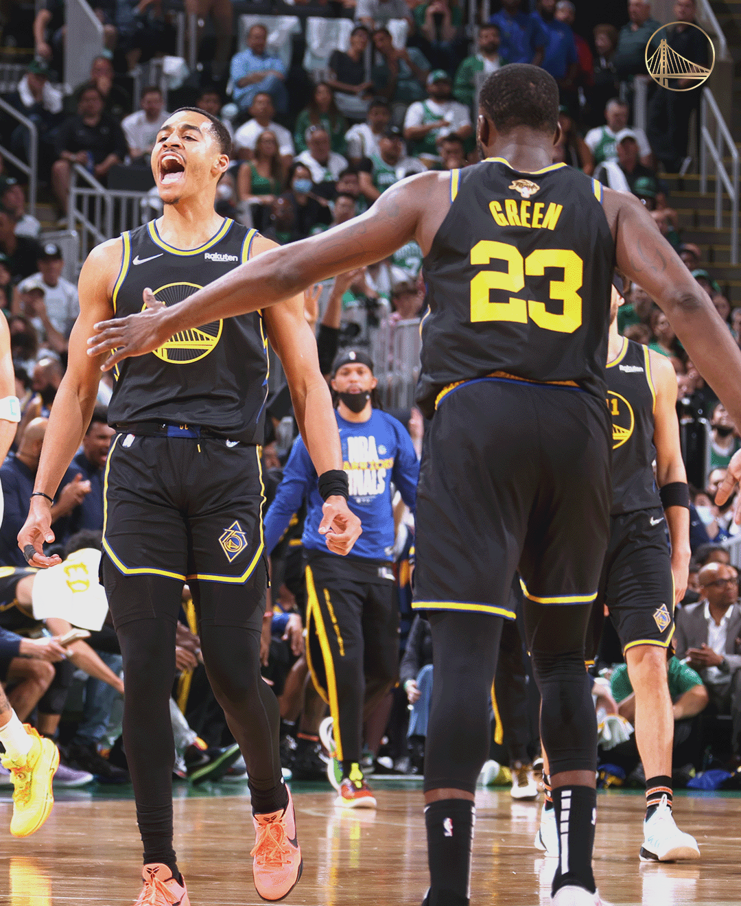 上海队横扫凯尔特人，库里关键制胜