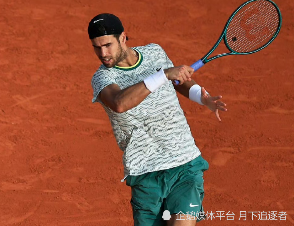 拉沃尔杯轻取温网,西西帕斯刷新纪录 拉沃尔杯轻取温网,西西帕斯刷新纪录