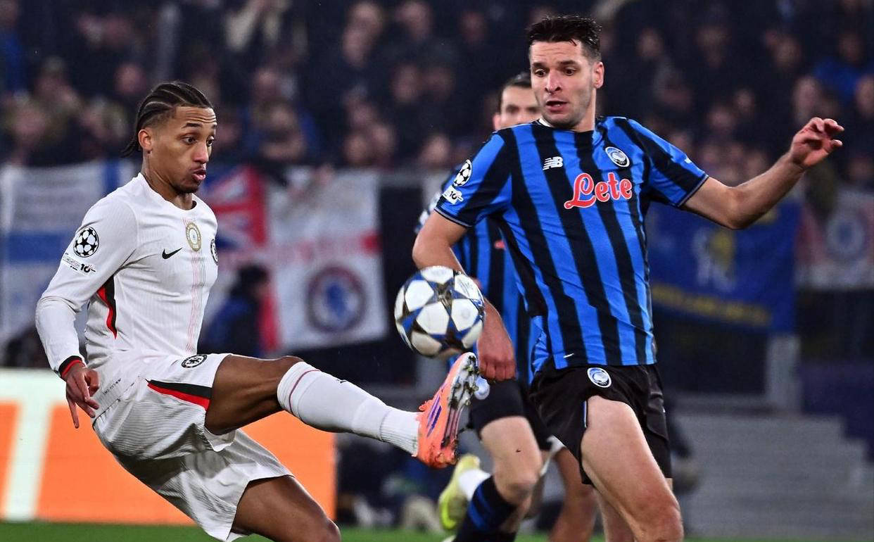 AC米兰客场不敌切尔西,遭遇惨败 AC米兰客场不敌切尔西,遭遇惨败