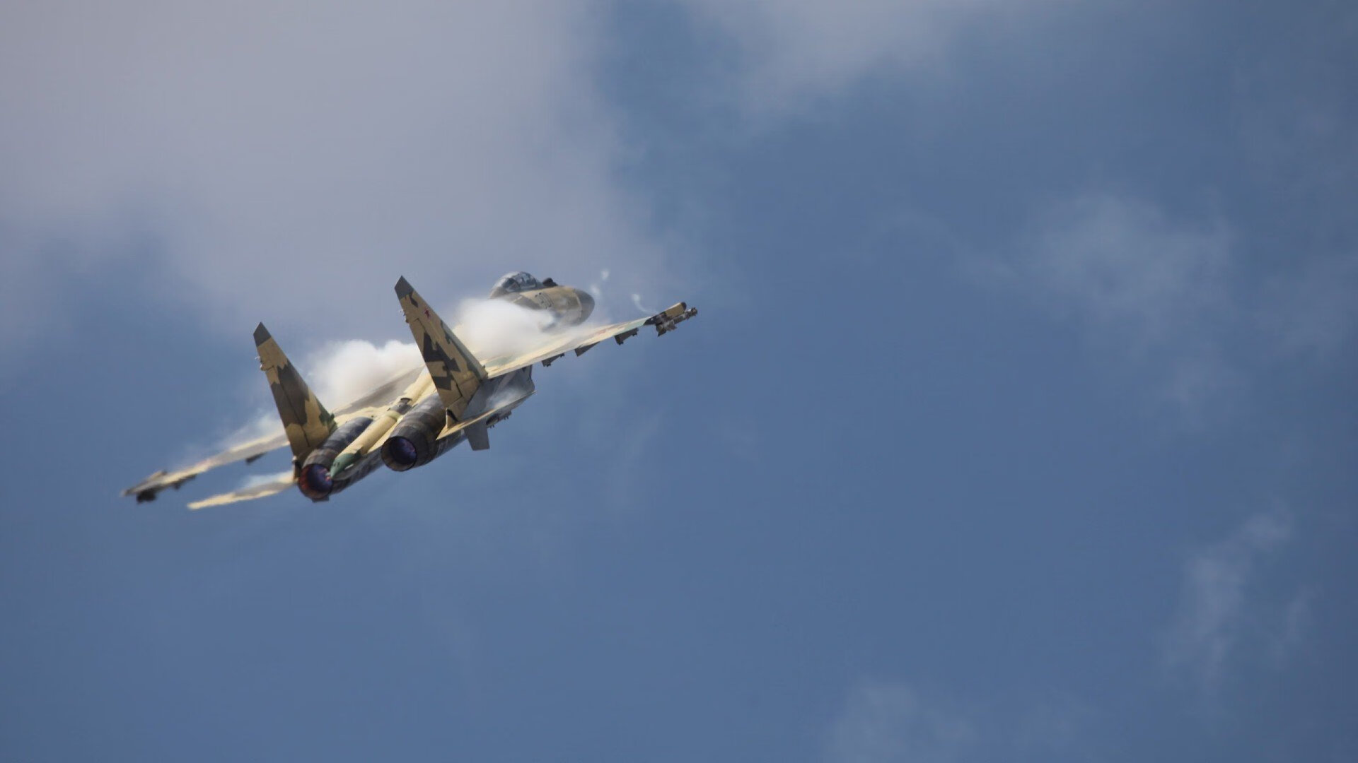 NBA总决赛之夜，跨界的星辰，当篮球殿堂响起足球巨星的战歌