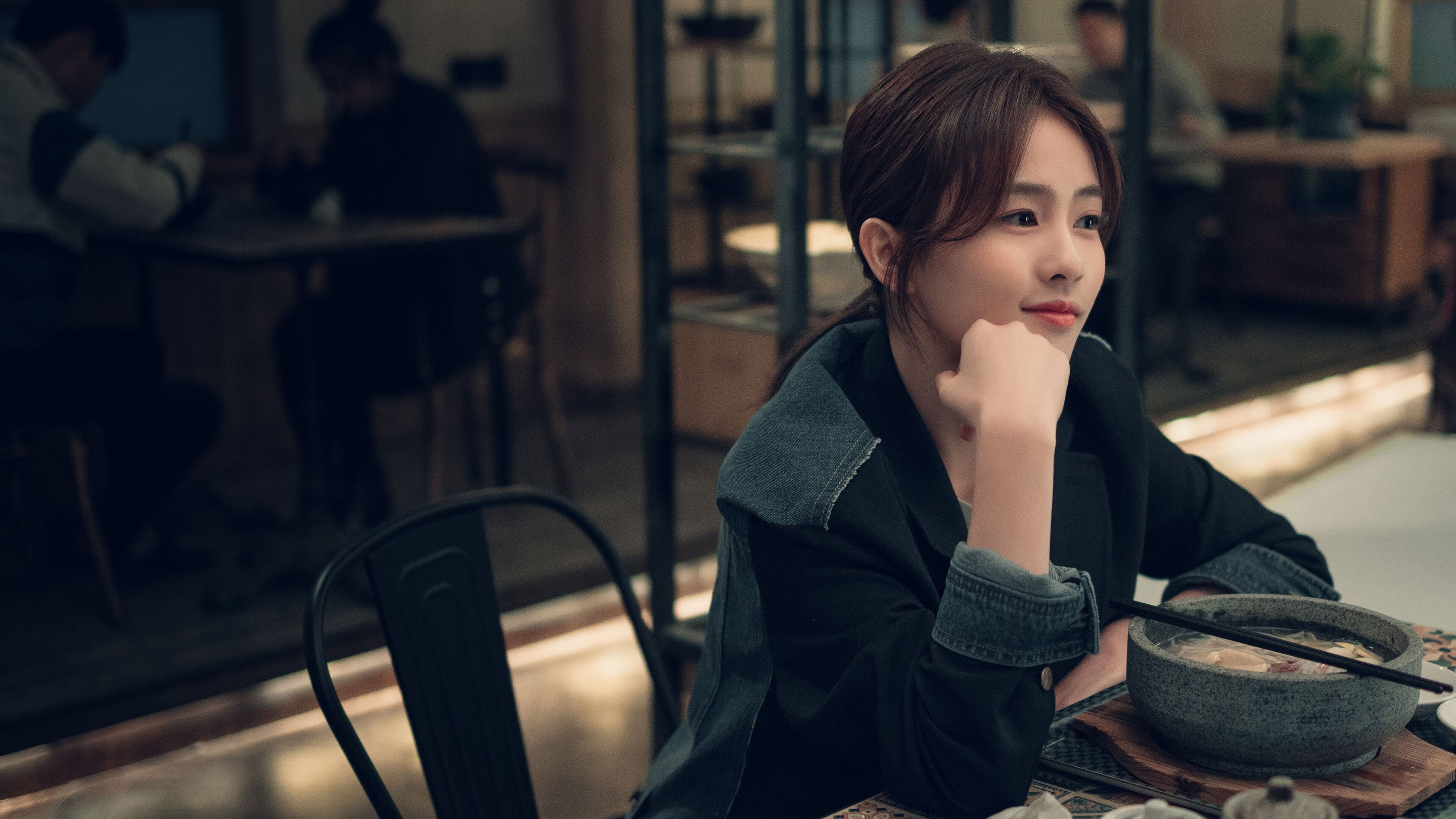 冰与火之歌，德罗赞在纽约的寂静中接管东决，尼克斯轻取魔术的背后